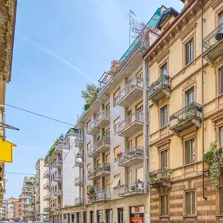 San Secondo Street شقة *