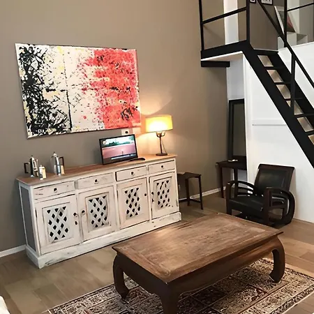 San Secondo Street Apartment *