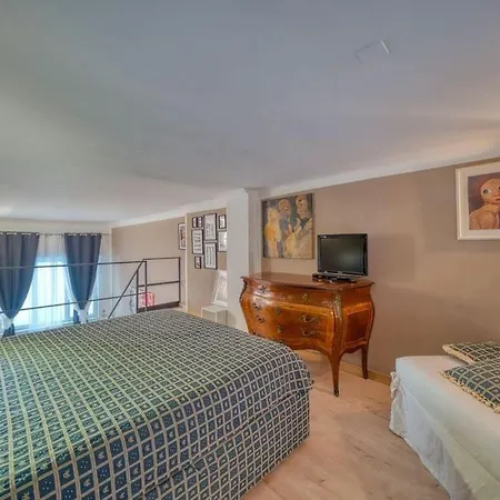 San Secondo Street Apartment Turin